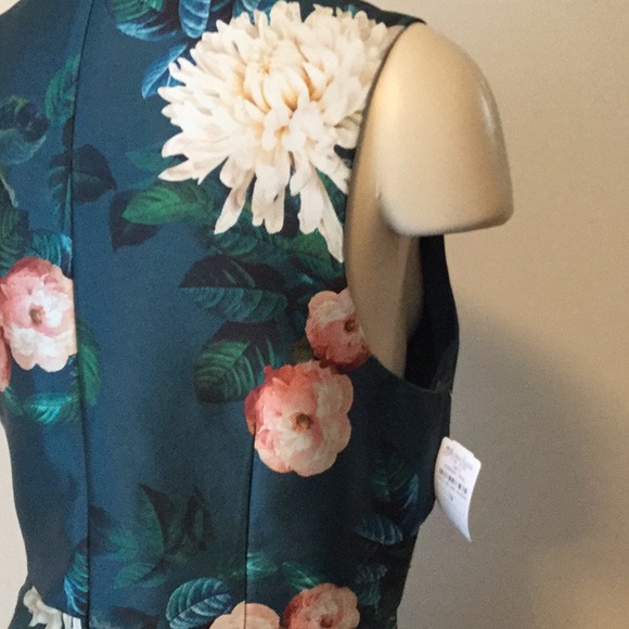 SACHIN  Dharma Plunging Sleeveless Floral-Printed - Picture 4 of 8